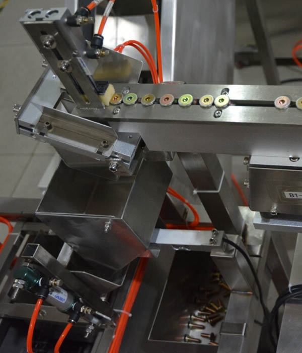 MK-LS2螺絲包裝機